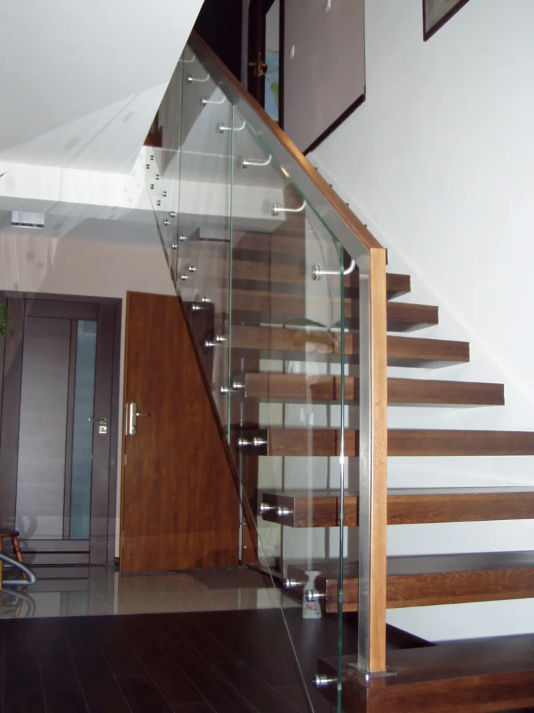 Floating shelf stairs