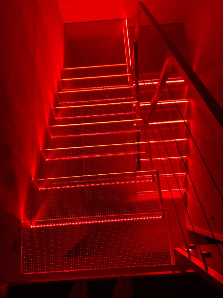 Floating shelf stairs